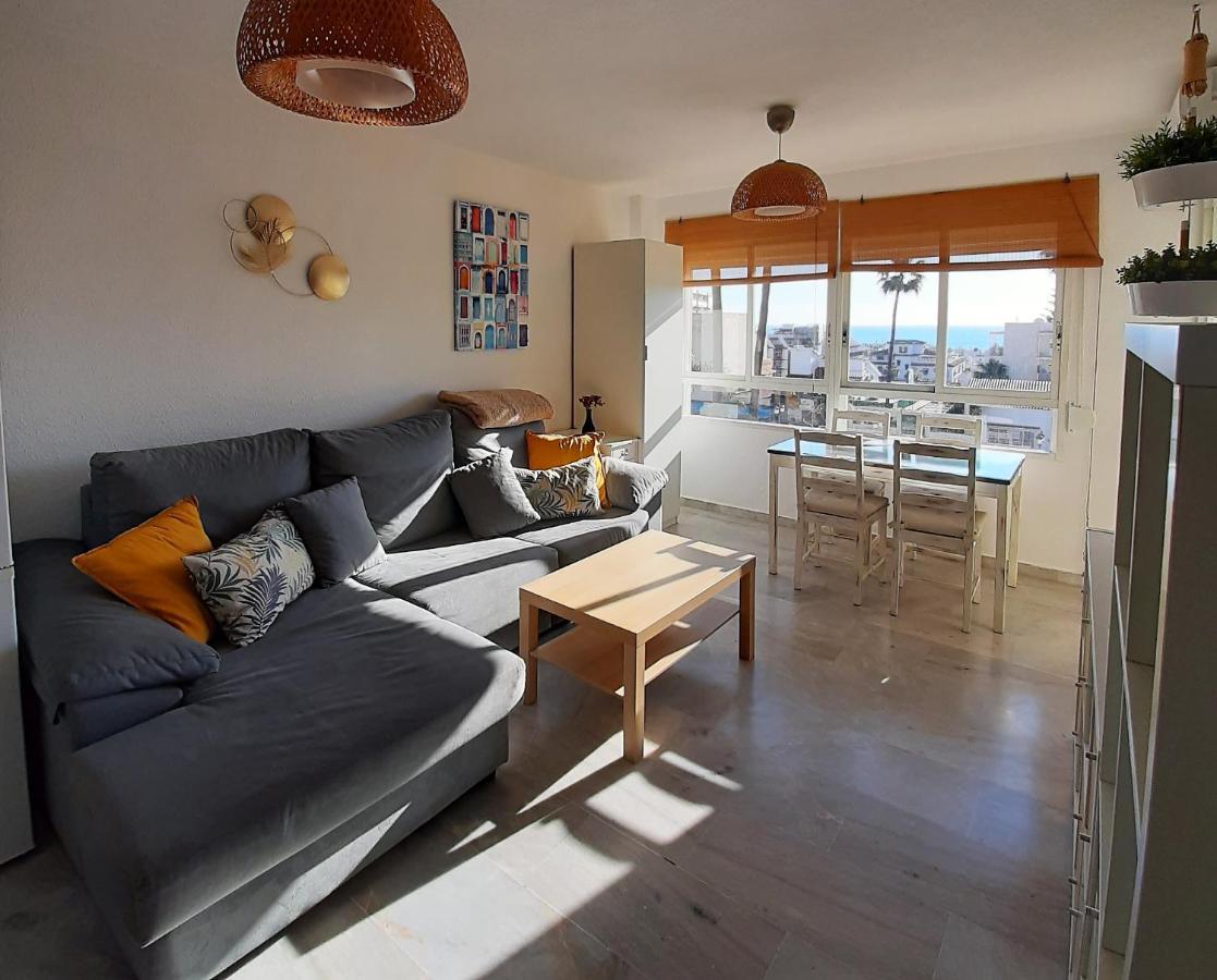 Ferienwohnung Fantastico Apartamento En La Carihuela Torremolinos Exterior foto